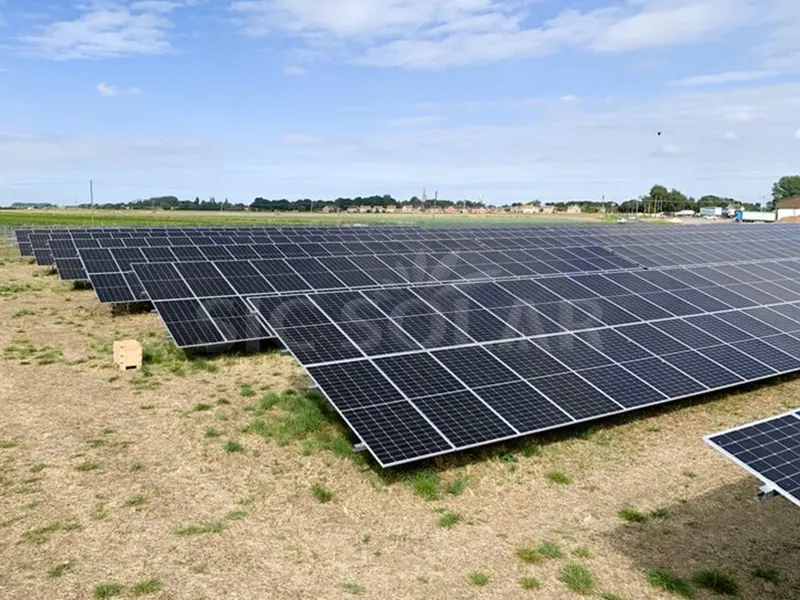 ব্রিটেনে 1.5MW কার্বন ইস্পাত সোলার গ্রাউন্ড সাপোর্ট সিস্টেম
