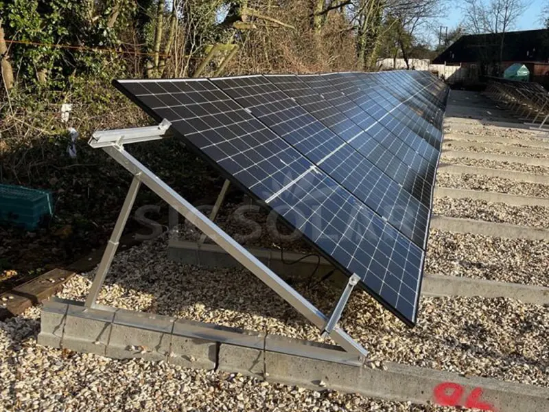 স্থল / সমতল ছাদের জন্য 25KW সৌর ত্রিভুজ মাউন্টিং সিস্টেম